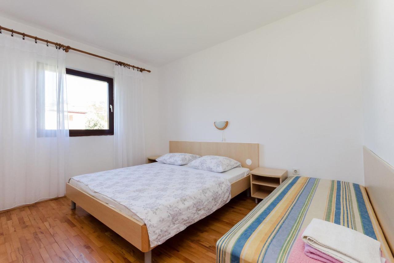 Ljubica J Apartment *