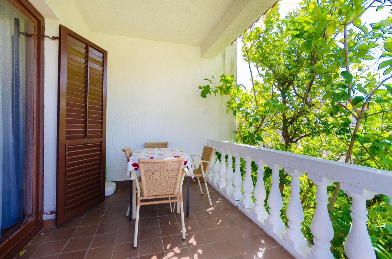 Ljubica J Apartment Lopar